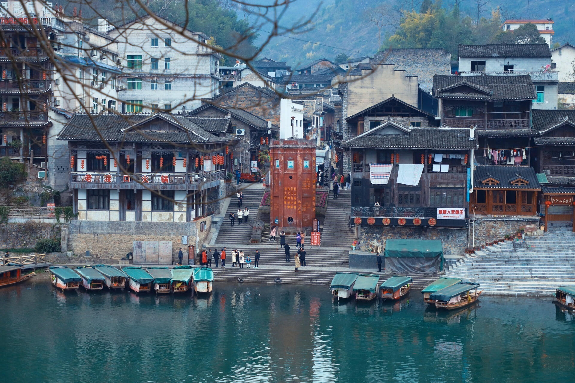 边城茶峒的小镇风光